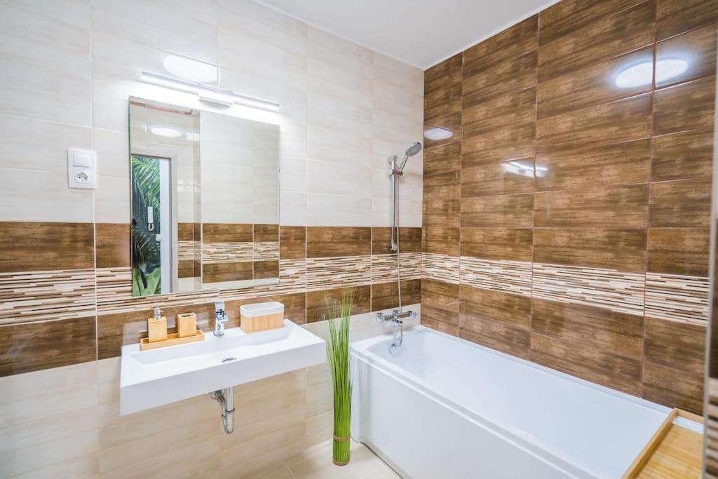 Jungle Apartment Siófok Eksteriør billede